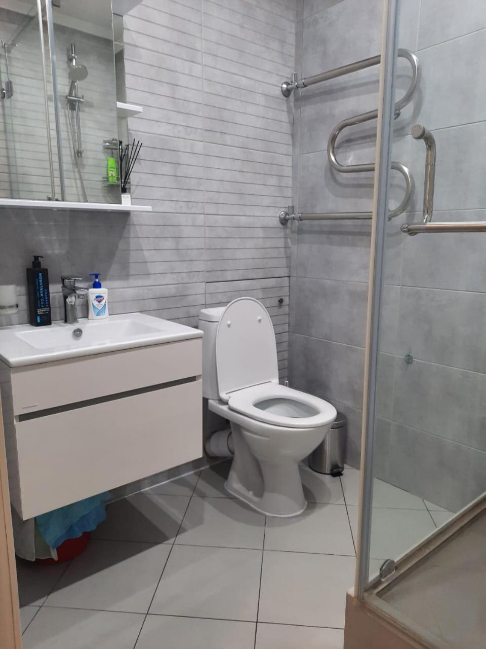 Loftik Apartments Shevchenko Street Almaty Bagian luar foto